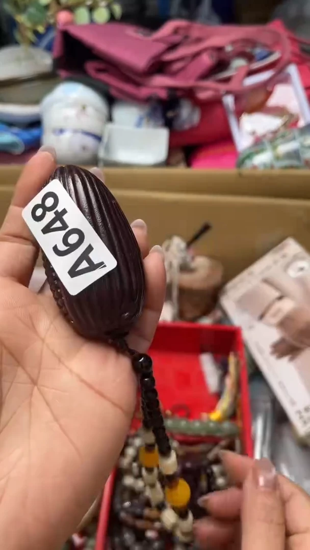 大叶紫檀（黑酸枝木类）?****?如图所示清影轩甄选