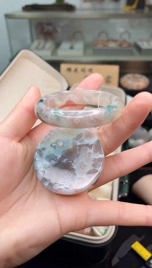未镶嵌手镯石英质玉50圈口（赠品镯心）6159365