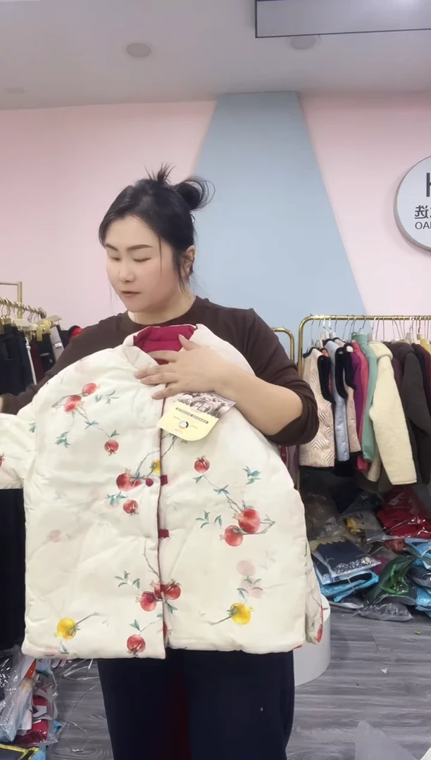 闪34 120斤内 女士棉袄
