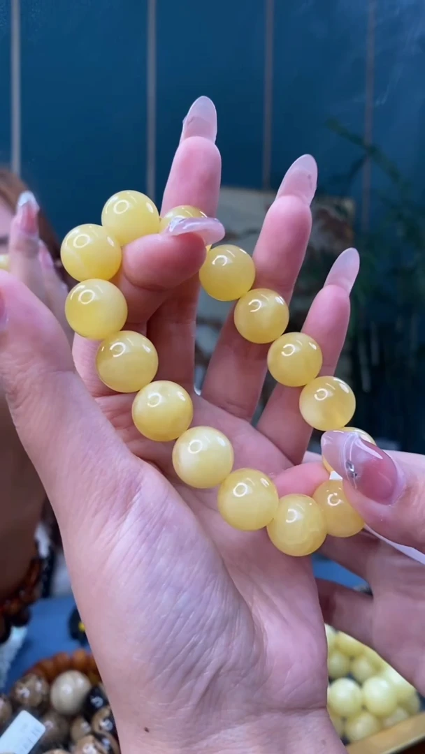 裸石琥珀未镶嵌10/7多样性发其一162