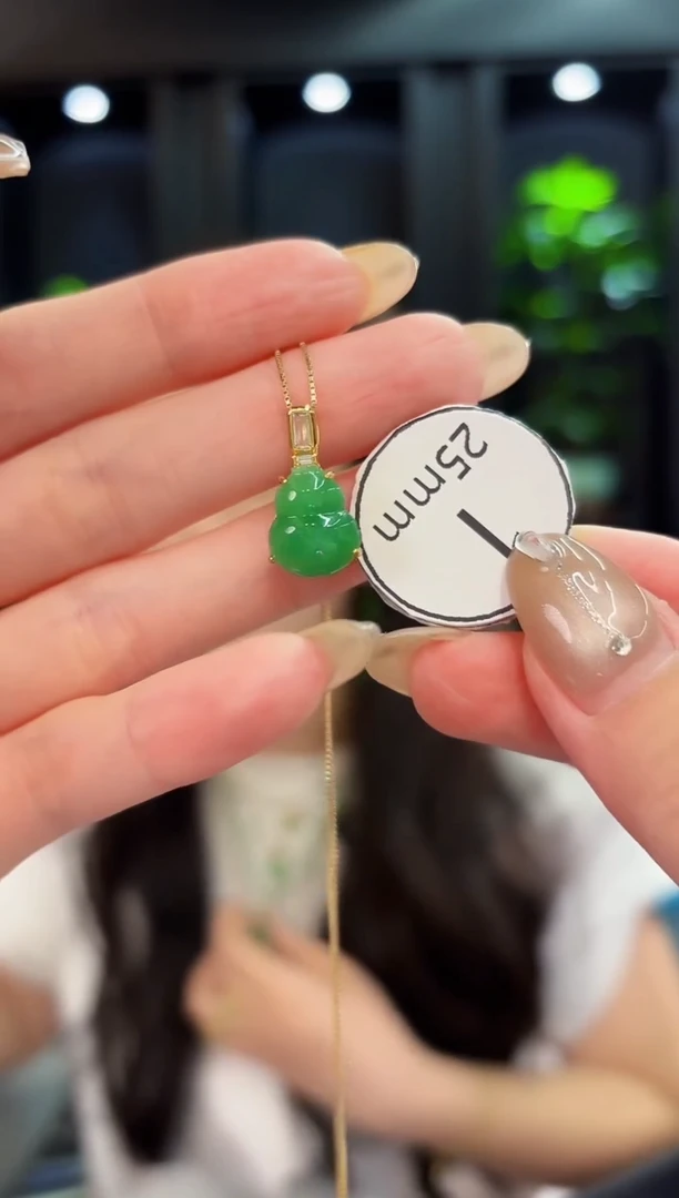 翡翠未镶嵌吊坠(不含链)缅料A货/多样性发货/一件