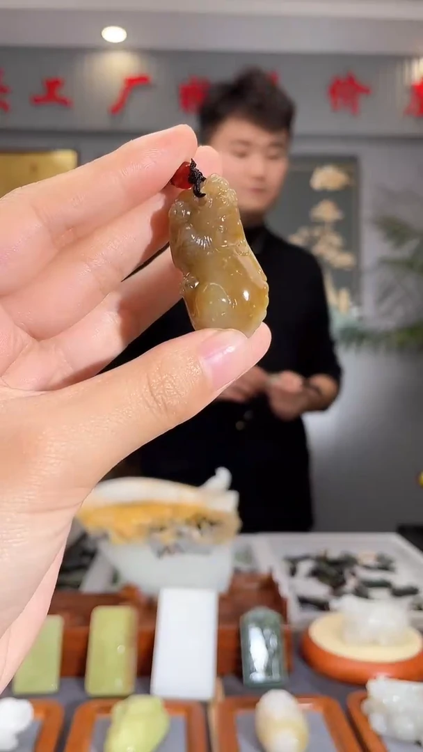 【闪购商品】和田玉颈饰未镶嵌拍一发一  多样性发货