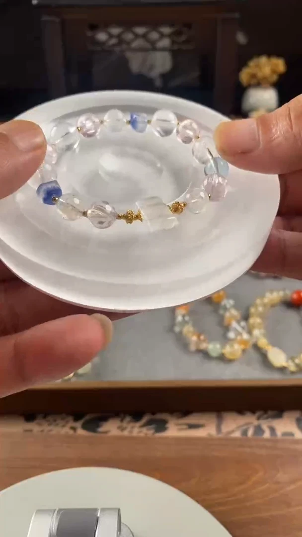 未镶嵌手链水晶设计款手串