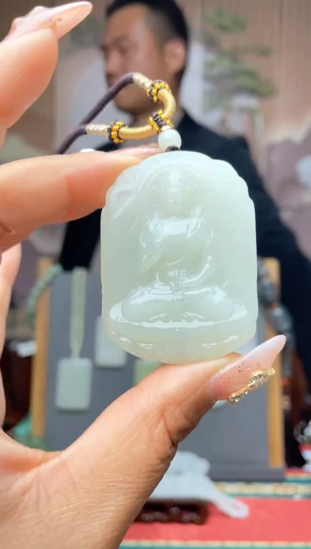 【闪购商品】和田玉颈饰未镶嵌一