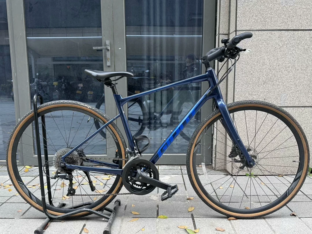 GIANT平把瓜车REVOLT F2 ML