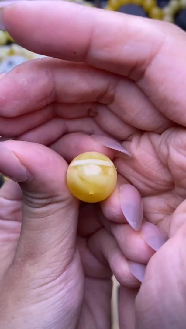 未镶嵌琥珀裸石 大小姐珠宝严选22