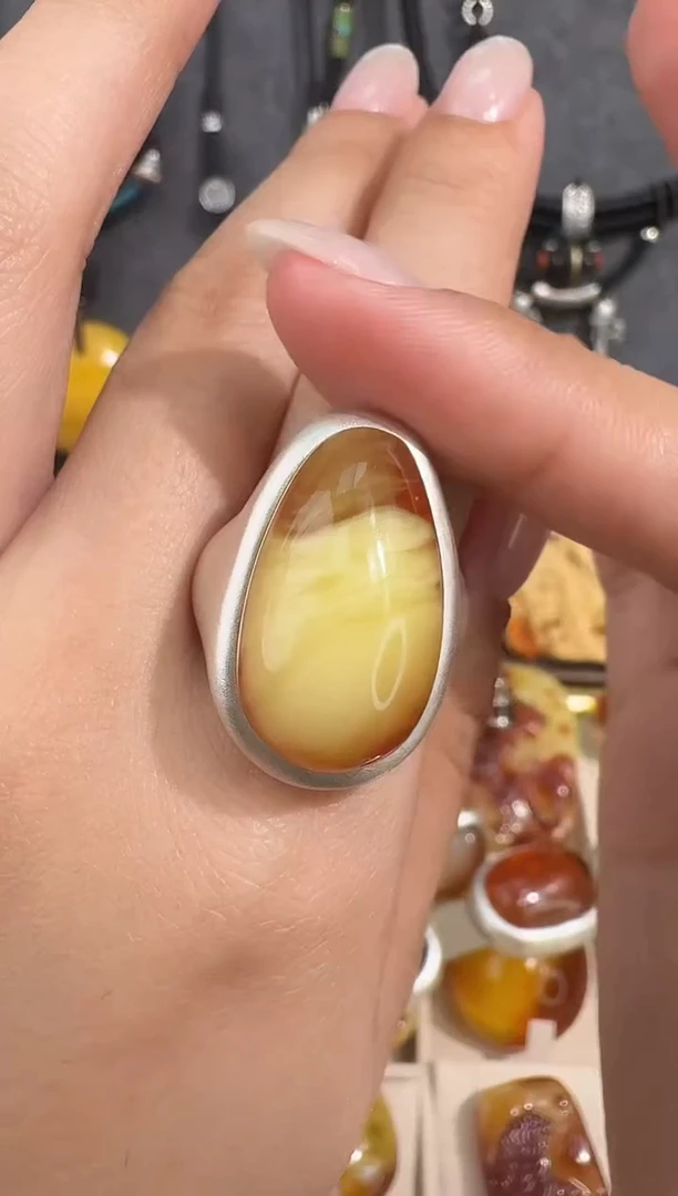 裸石琥珀未镶嵌磕****号琥珀