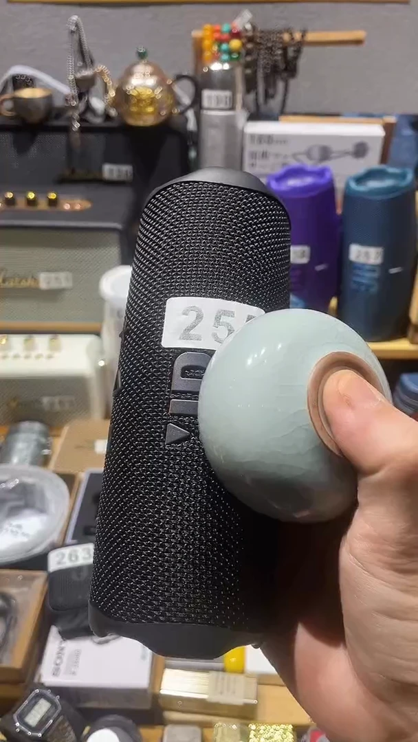瓷片闪购商品 如图所示