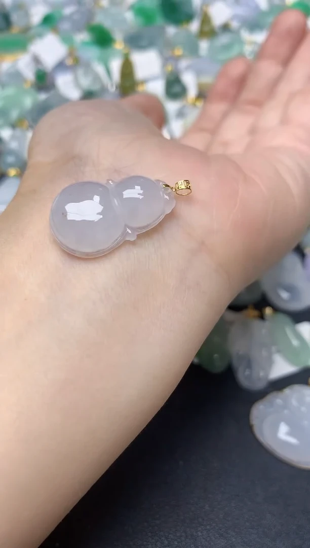 颈饰18K金镶嵌翡翠天然缅甸A货翡翠