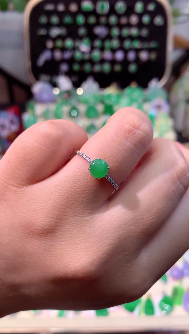 【闪购商品】翡翠戒指18K金镶嵌缅甸天然A货翡翠