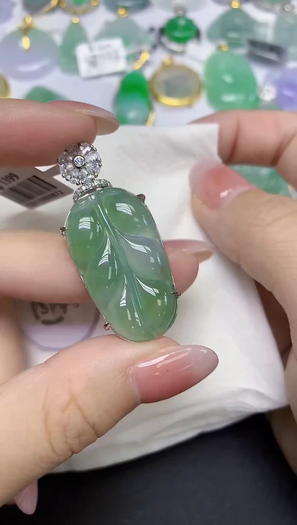 颈饰未镶嵌翡翠天然缅甸翡翠A货多样性发一件