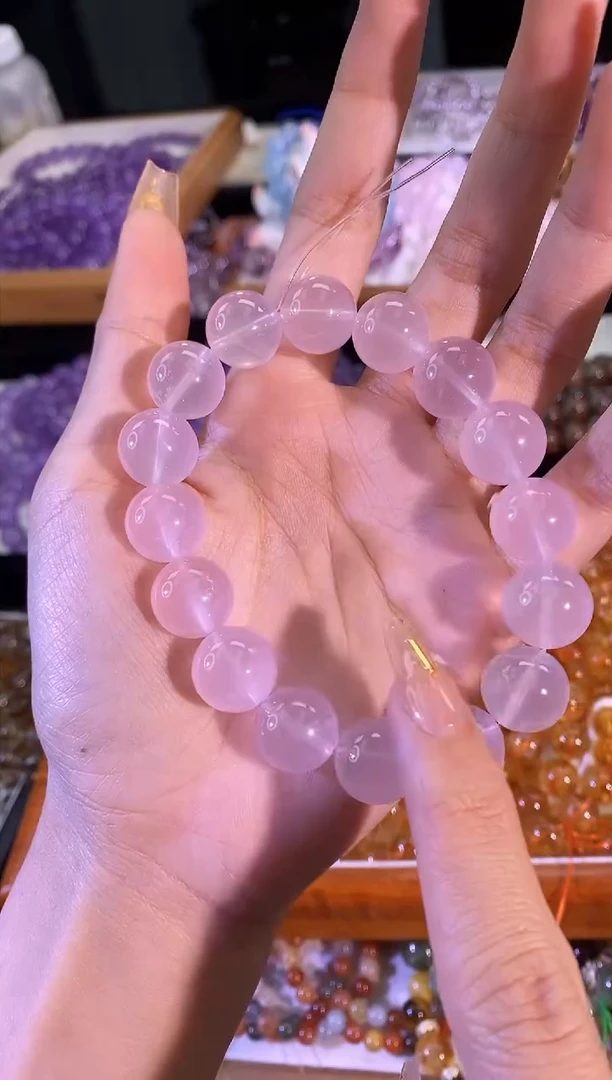 【闪购商品】水晶手链未镶嵌高品马达加斯加粉水晶13mm+