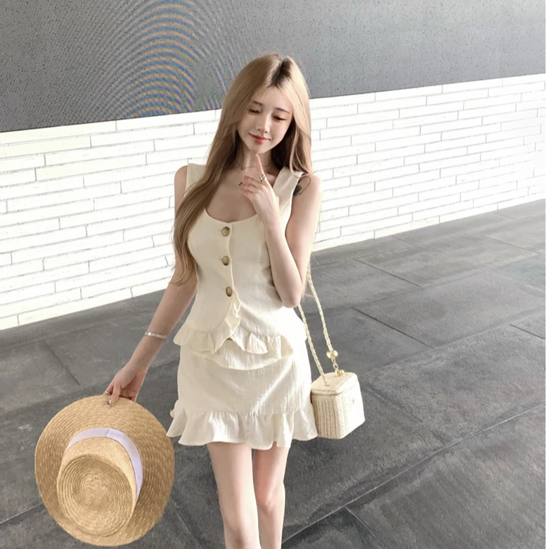 夏季时尚新款纯欲慵懒风女装法式极简风无袖背心性感辣妹裙子