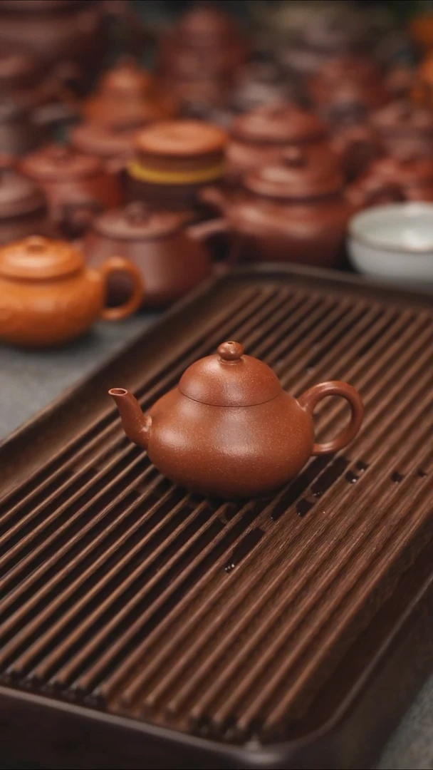 茶壶紫砂微瑕梨形130cc