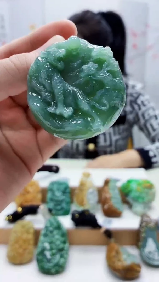 未镶嵌定制翡翠5160bb-毛货挂件19