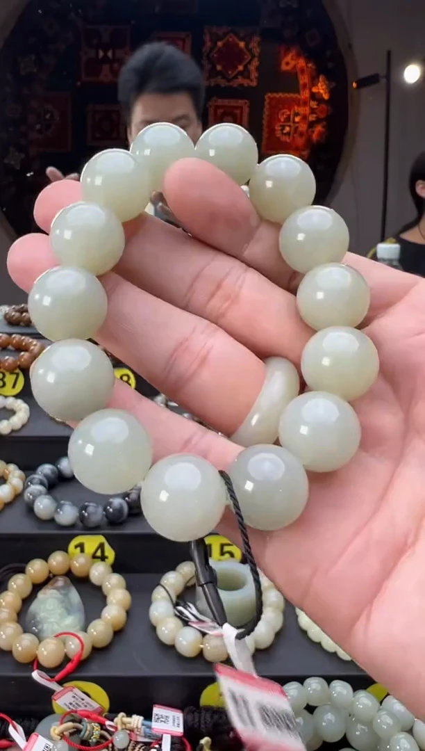 未镶嵌手串和田玉且末料青白玉手串卡16