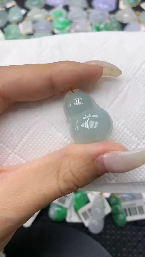 颈饰18K金镶嵌翡翠11111111111