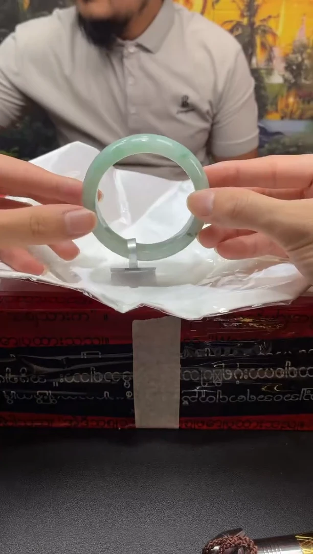 未镶嵌手镯翡翠手镯43