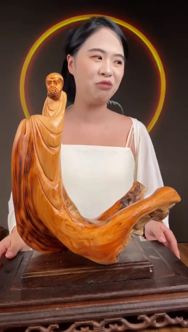 柏木（崖柏）手工摆件,先抢先得! 编号:111