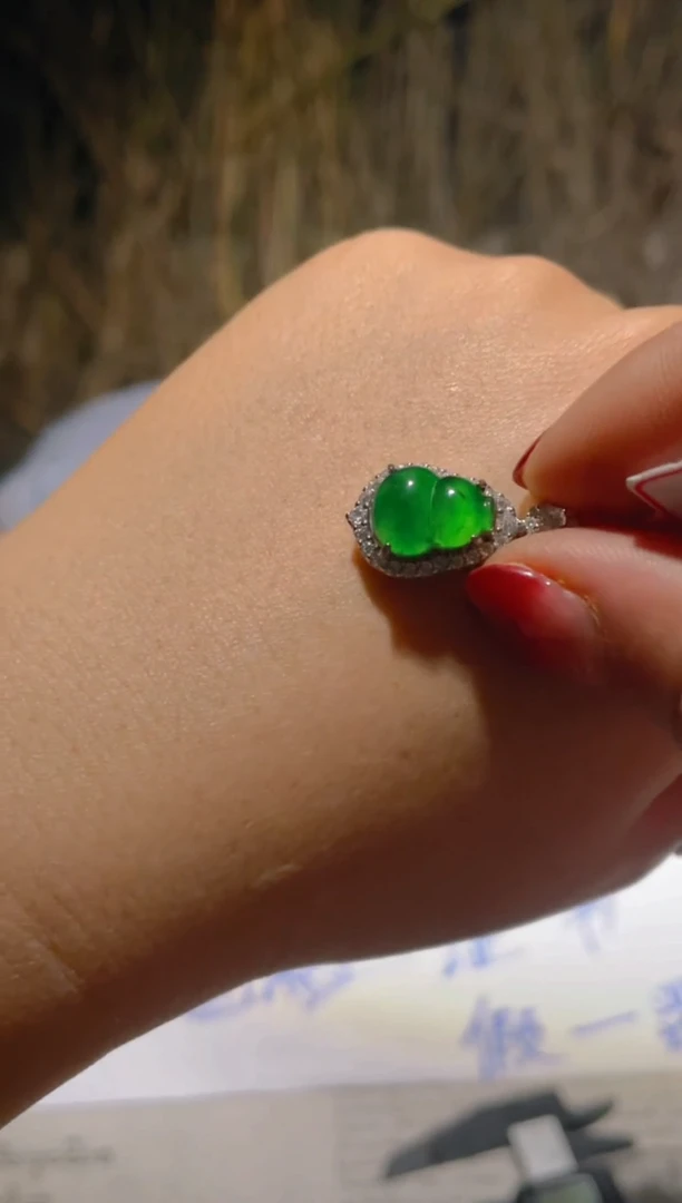 【闪购商品】翡翠耳饰未镶嵌天然A货翡翠（多样性发货拍一件发件）