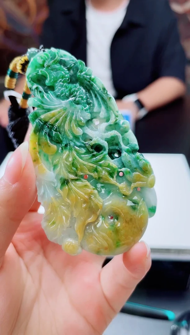 颈饰未镶嵌翡翠翡翠多样性发其一