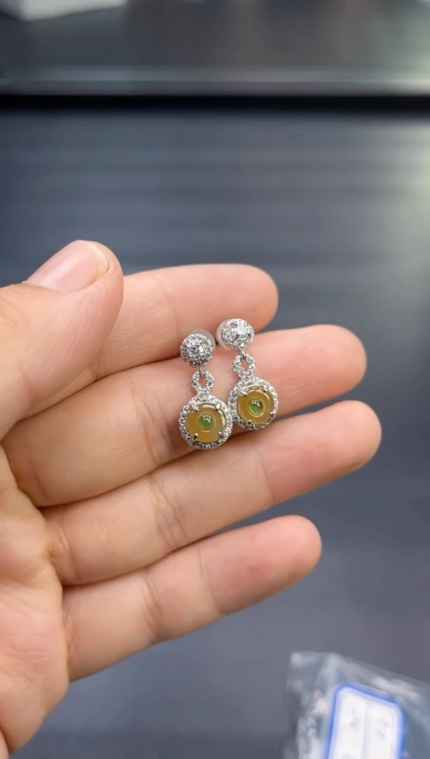 翡翠银S925镶嵌耳饰多人