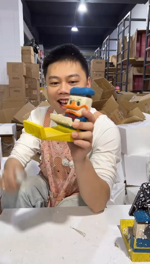 瓷片树脂唐老鸭手机支架