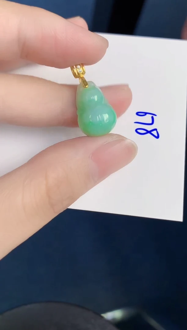 颈饰未镶嵌翡翠天然翡翠缅甸A货