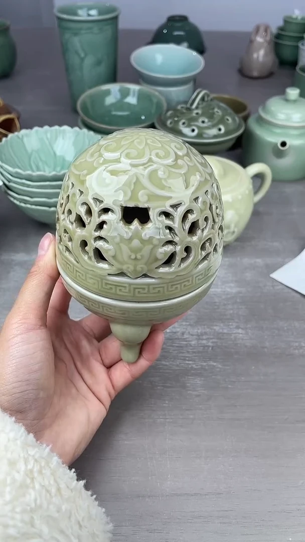 青瓷仓储清仓福利出金