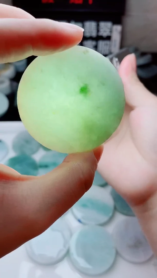 翡翠未镶嵌颈饰4906.......