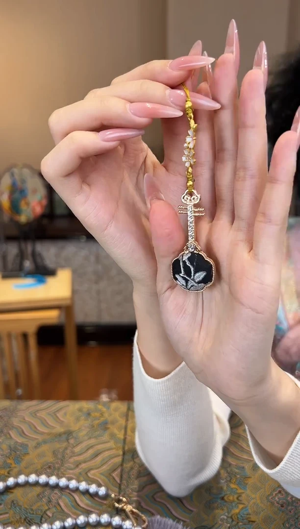 刺绣 苏绣世家非遗手工（包挂）