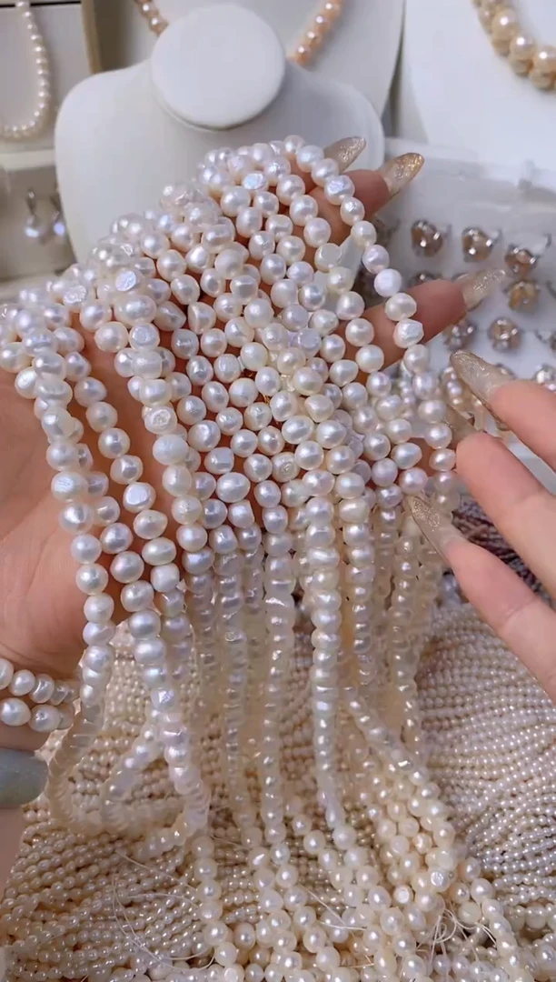 【闪购商品】淡水珍珠颈饰未镶嵌C13