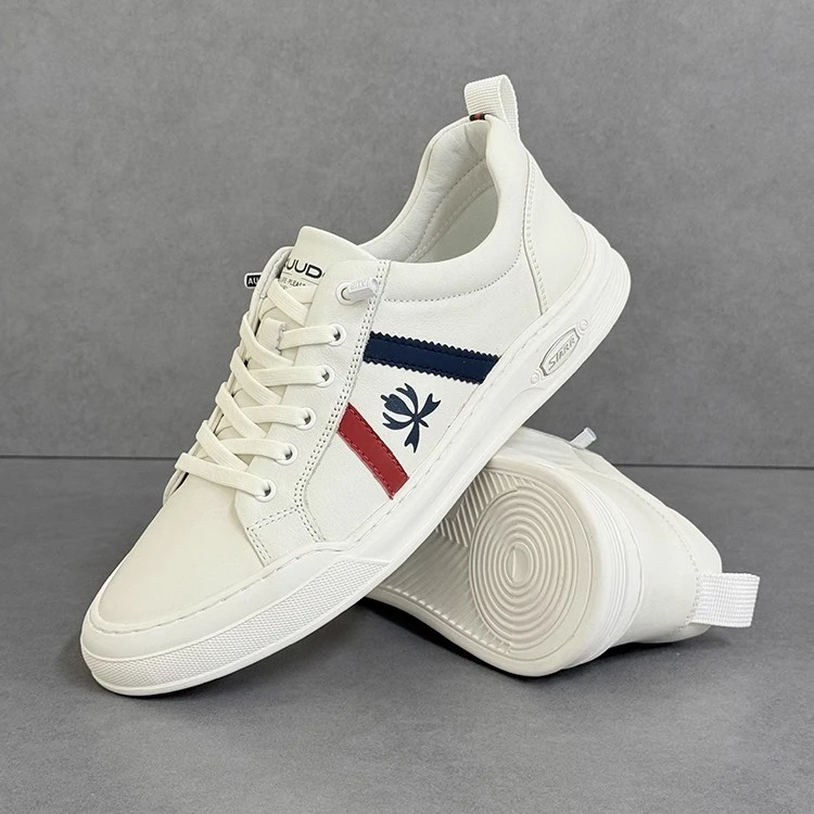 板鞋男鞋2025新款皮面透气平底百搭鞋子一脚蹬低帮男士休闲小白鞋