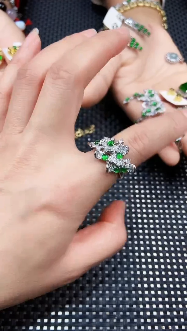 【闪购商品】翡翠戒指未镶嵌111111111