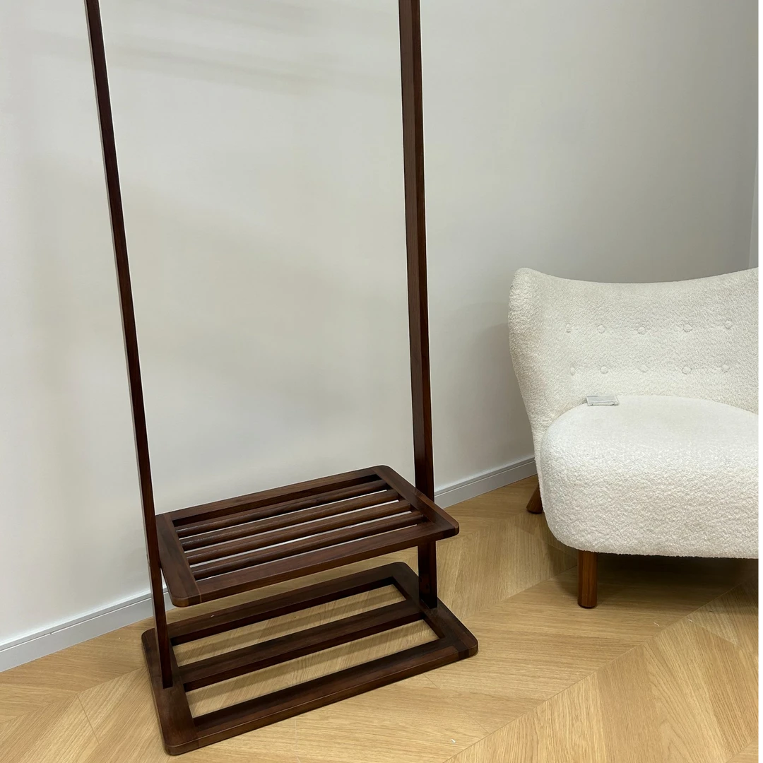 北美黑胡桃全实木家具流云衣架  40*68*166