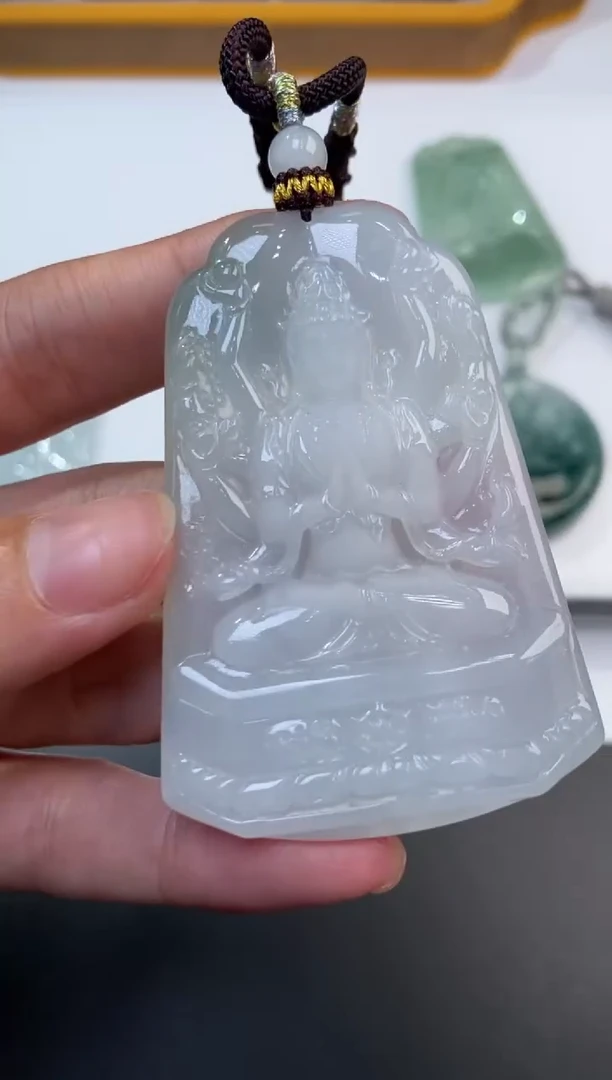 未镶嵌挂件翡翠378385     多人