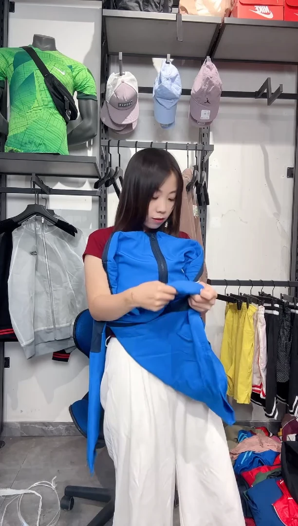 1653编码 瑕疵款直播间过款为准 尺码