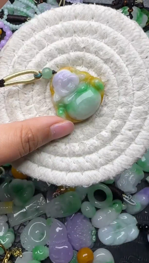 颈饰未镶嵌翡翠缅甸翡翠吊坠