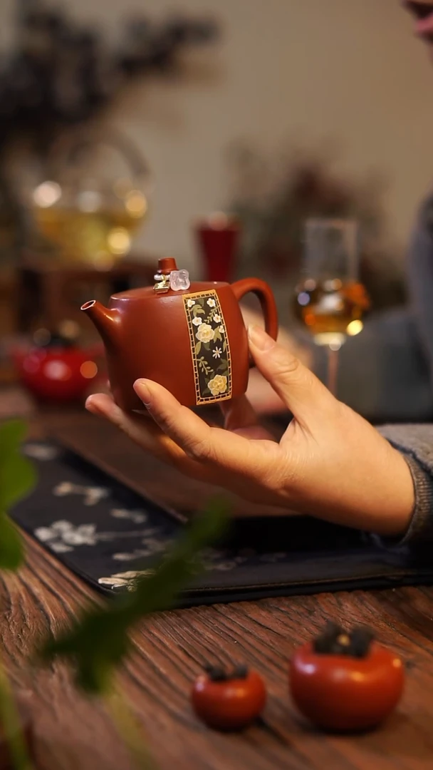 【闪购商品】茶间小欢喜  紫砂小壶