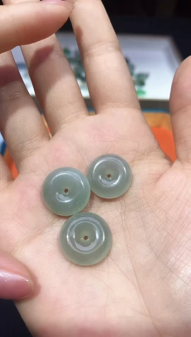 翡翠未镶嵌颈饰250602284多样性发一