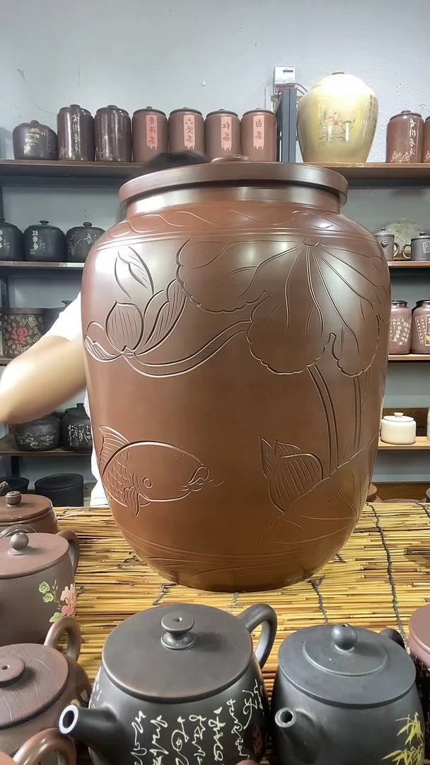 2建水紫陶手工线雕茶缸