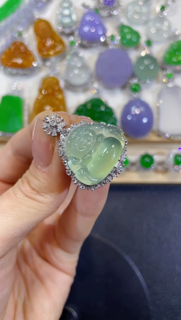 吊坠(不含链)18K金镶嵌翡翠团购10