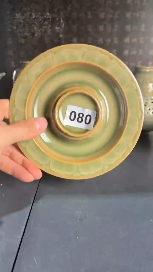 耀州窑仰山宋氏莲瓣盏拖微瑕080