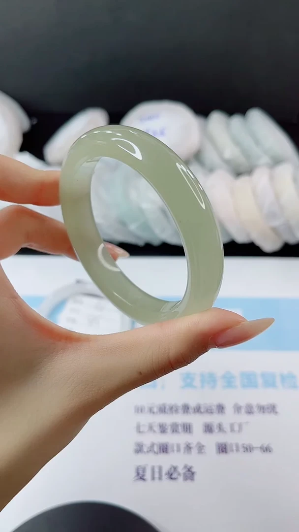 未镶嵌手镯石英质玉多样性发货L177