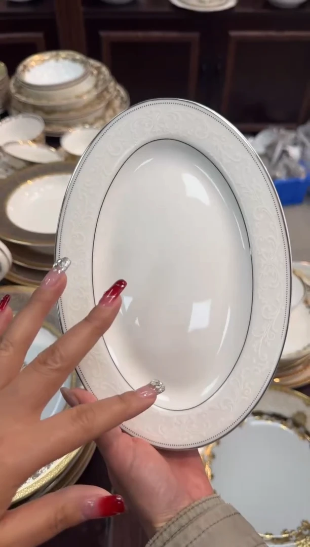 【闪购商品】瓷片9英寸鱼盘福利福利