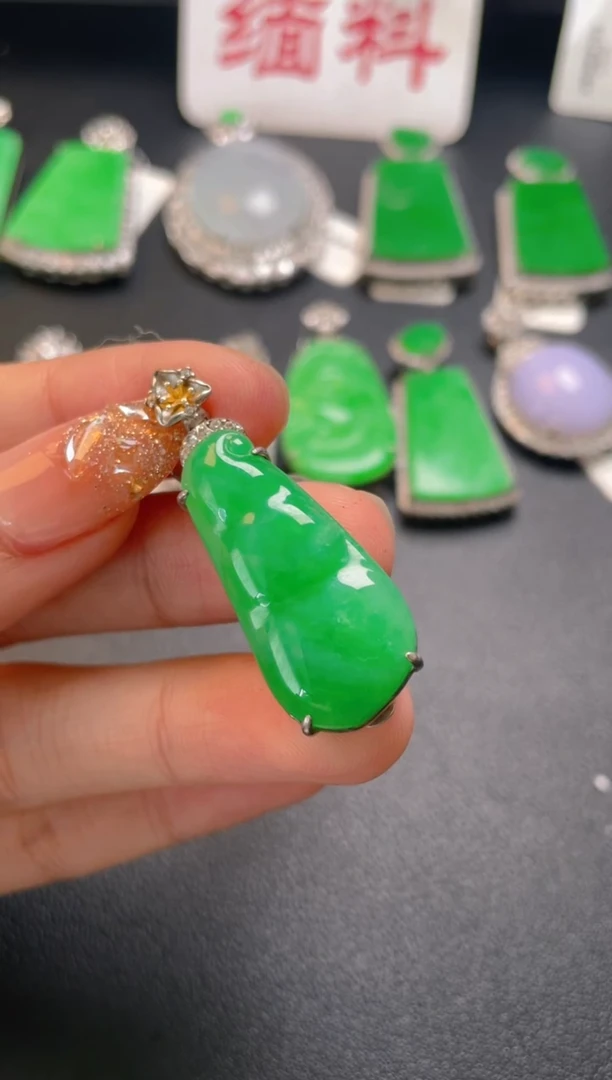 吊坠(不含链)银S925镶嵌翡翠吊坠