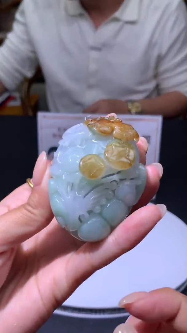 【闪购商品】定制翡翠未镶嵌不退不换CMH1件-A