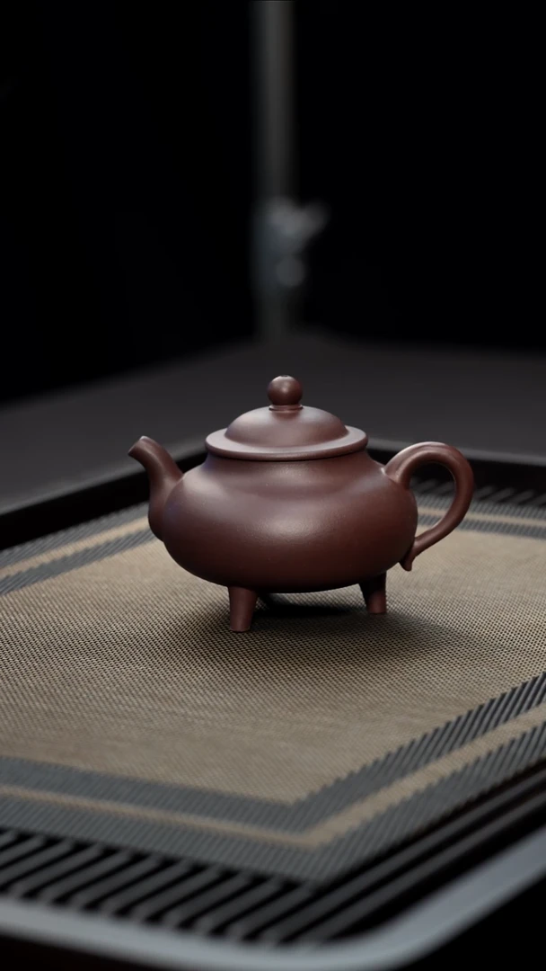 茶壶紫砂半手工紫泥三足儒鼎200cc60目