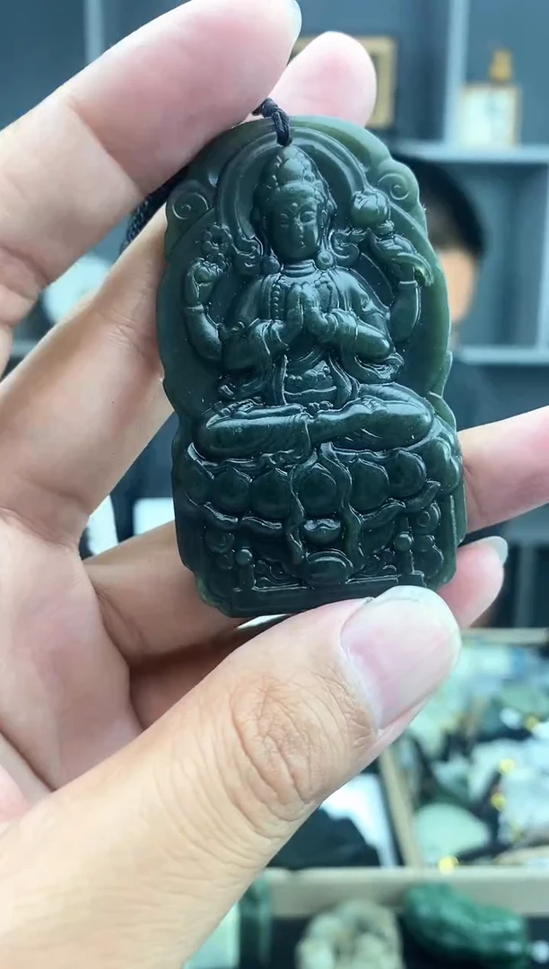 和田玉未镶嵌颈饰1