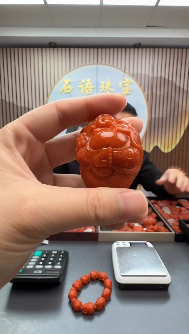 未镶嵌雕刻南红玛瑙064ZB1228产品一个